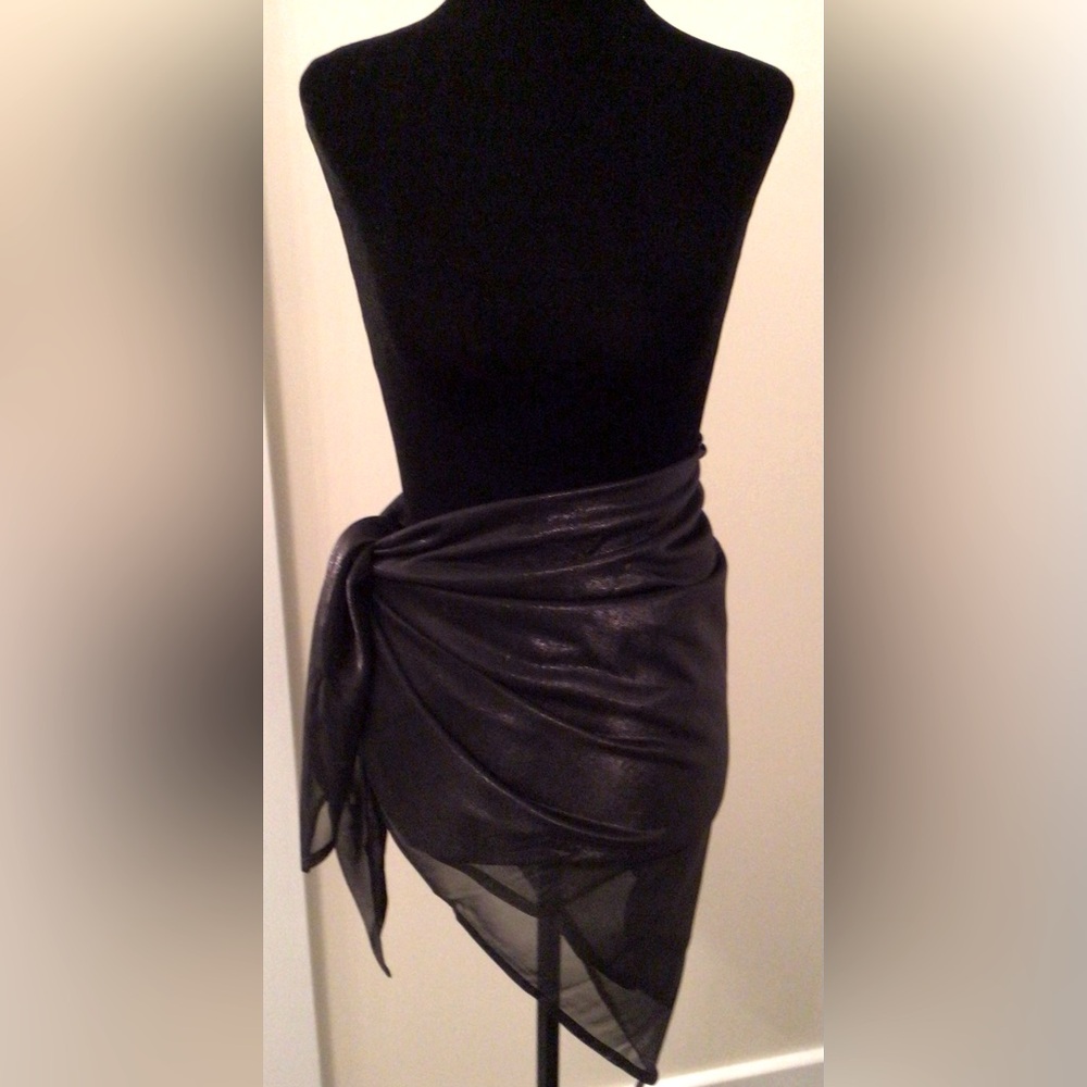 NEW! MORENO & CO Black Metallic Sheer Sarong Pareo Wrap Stole Shawl - One Size